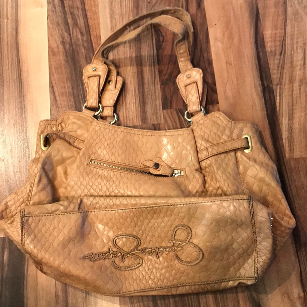 Jessica Simpson purse